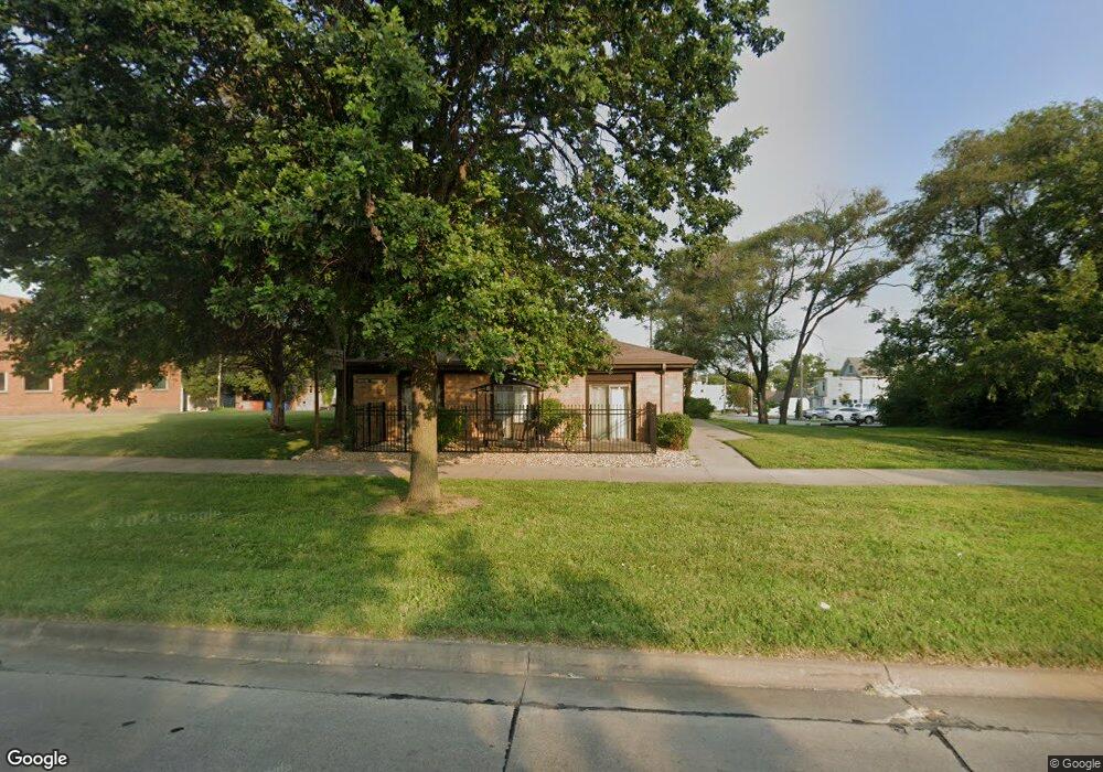 615 SW Topeka Blvd, Topeka, KS 66603 - photo 1