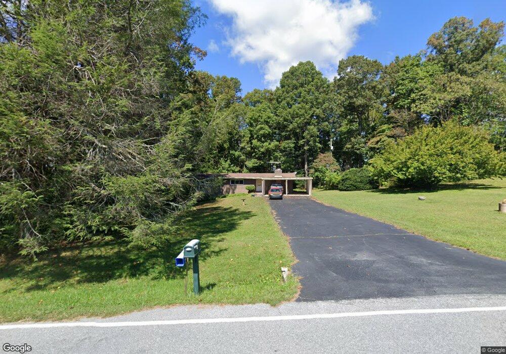 895 S Orchard Rd, Flat Rock, NC 28731 - photo 1