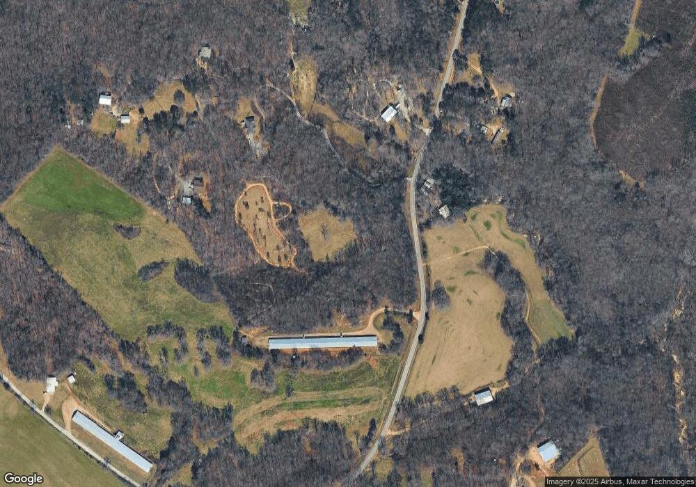 729 Brewer Rd, Lula, GA 30554 - photo 1