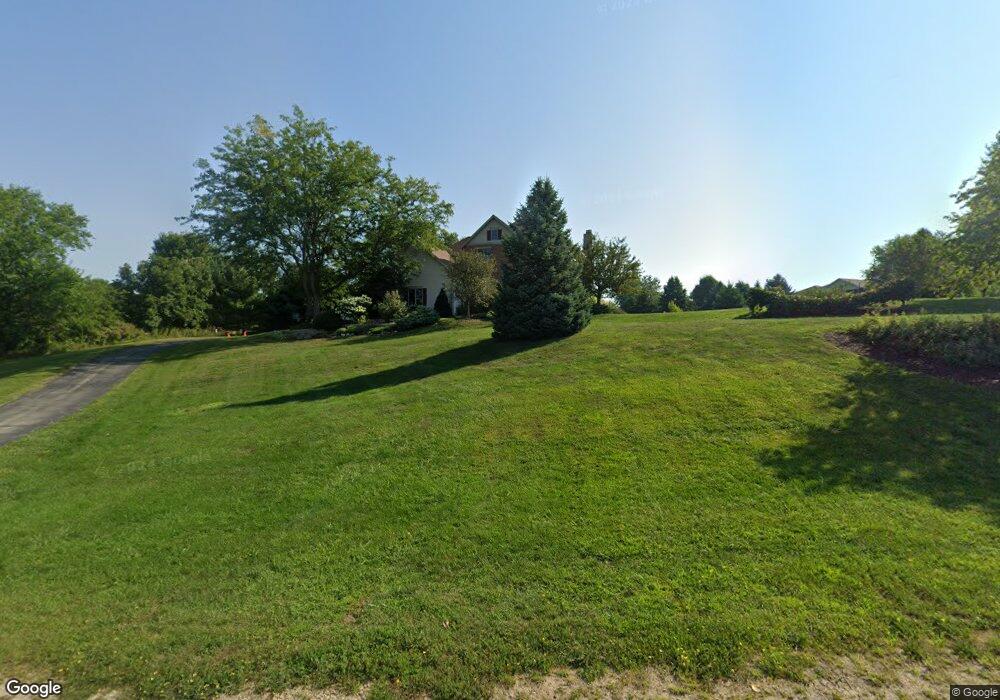 8032 N Robert Dr, Evansville, WI 53536 - photo 1