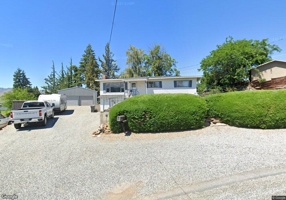 1735 Carl St NE, East Wenatchee, WA 98802 - photo 1