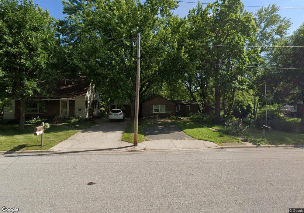 324 5th St S, Sauk Rapids, MN 56379 - photo 1