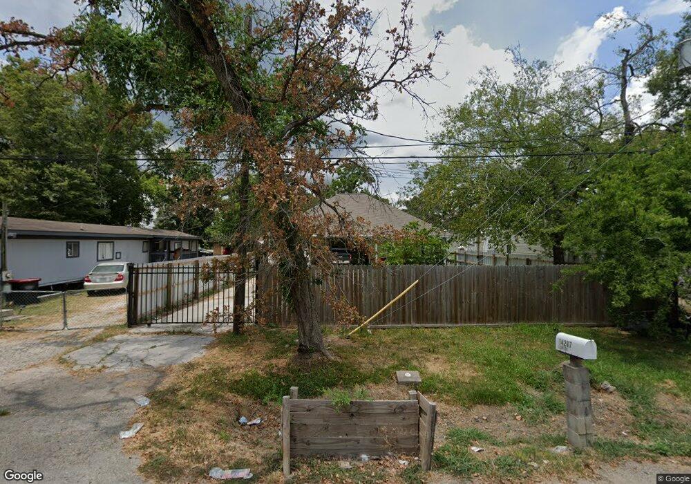 14207 Laredo St, Houston, TX 77015 - photo 1