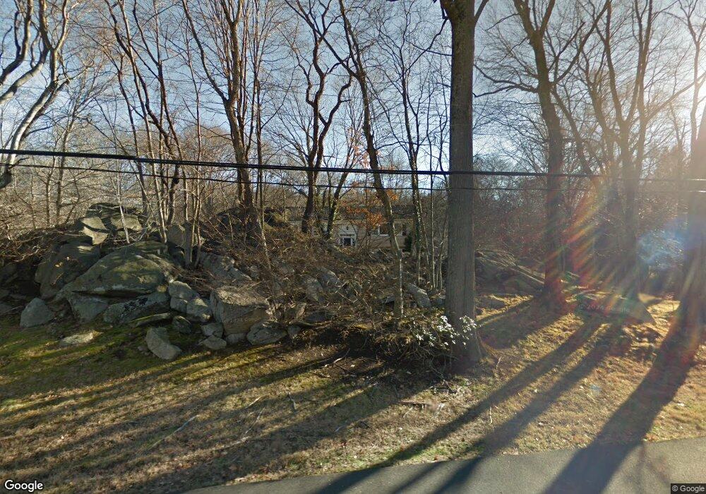 19 Shannon Ln, Cos Cob, CT 06807 - photo 1