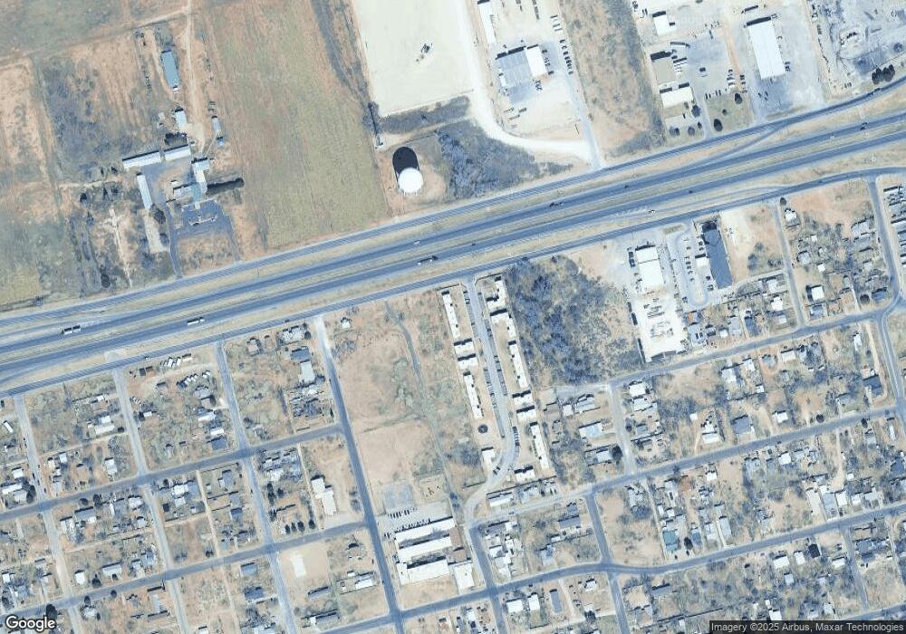 1108 Main, Big Spring, TX 79720 - photo 1