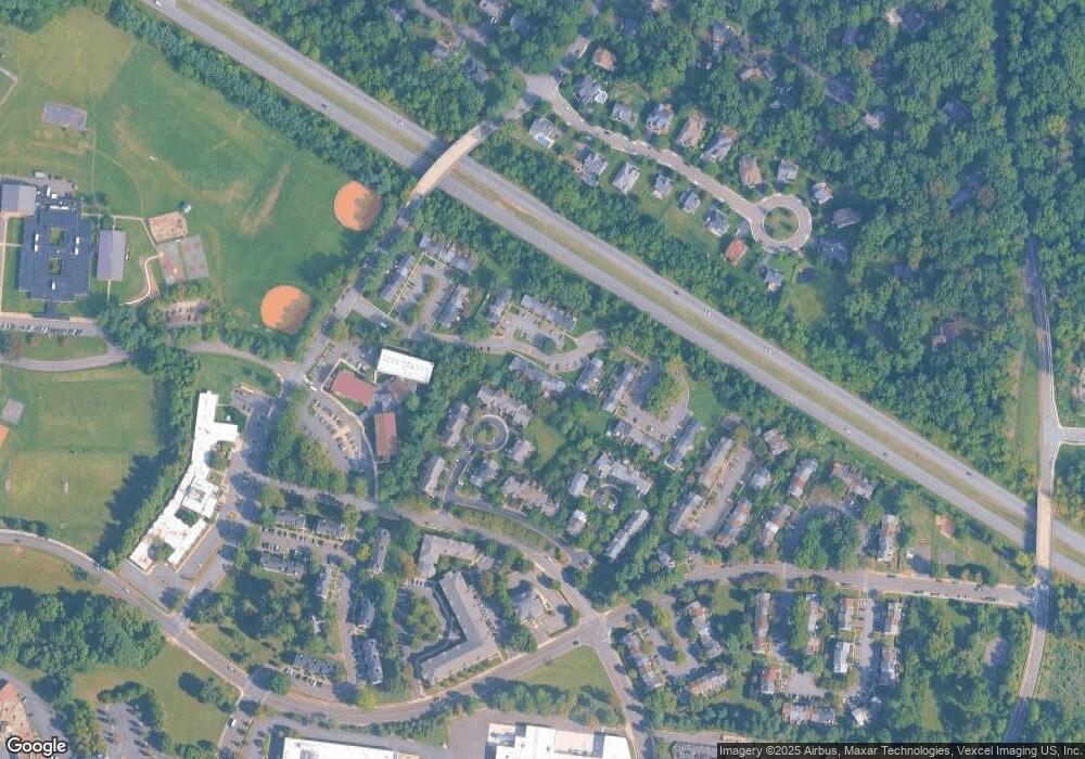 130 Oak Tree Ln, Warrenton, VA 20186 - photo 1