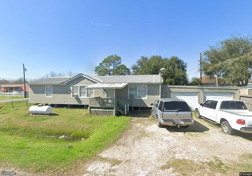 111 County Road 870h, Alvin, TX 77511 - photo 1