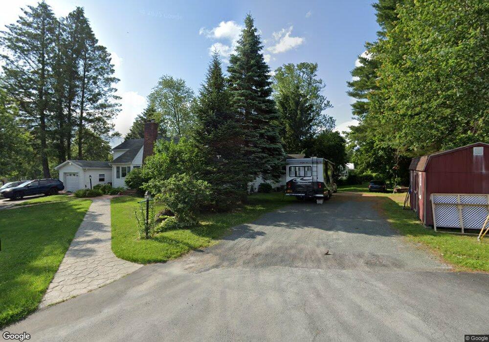 27 Bacon Ln, Albany, NY 12211 - photo 1