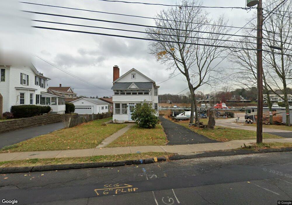 243 Harbor St unit 243, Branford, CT 06405 - photo 1