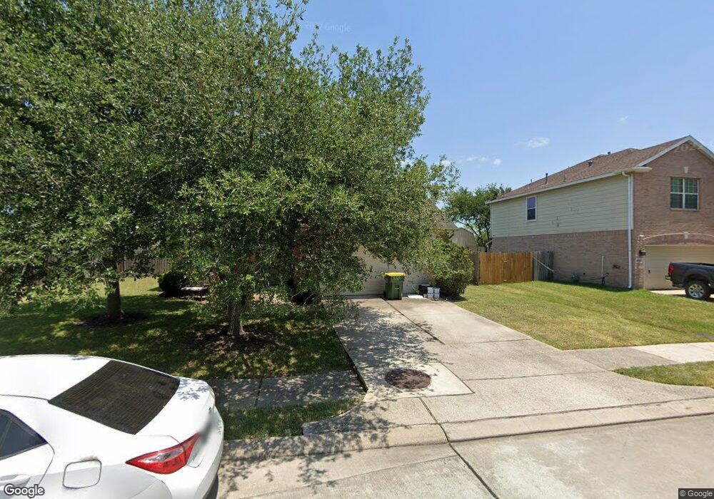 2701 Waterside Trail, Pearland, TX 77584 - photo 1