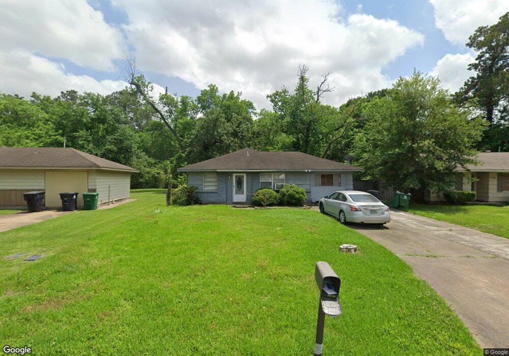 7712 Bretshire Dr, Houston, TX 77016 - photo 1