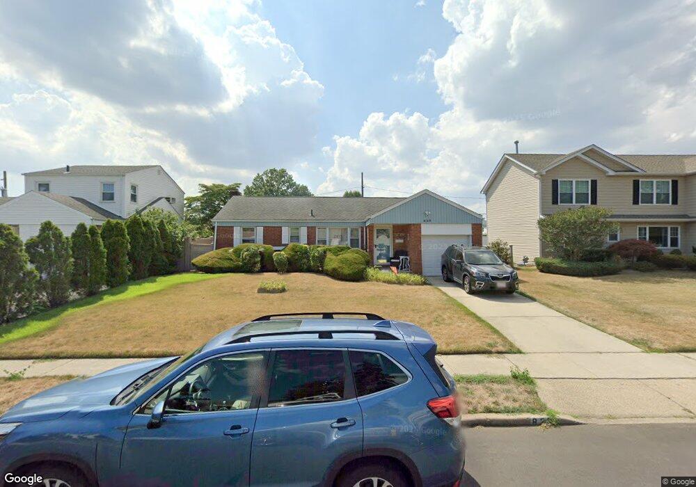 820 Chestnut St, Franklin Square, NY 11010 - photo 1