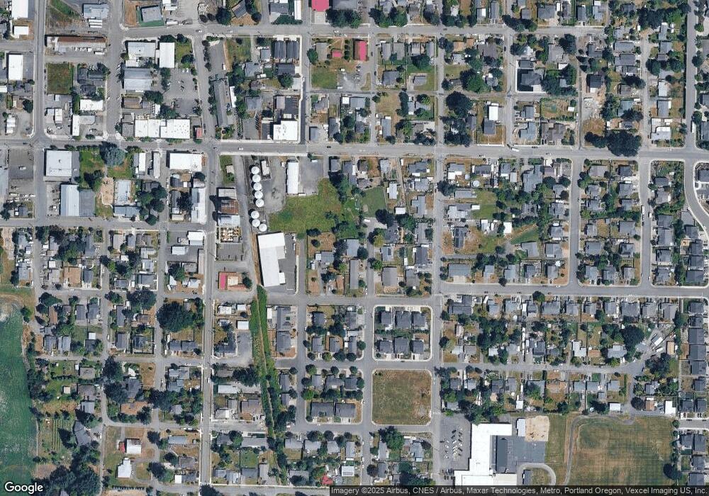 211 S Second St, Carlton, OR 97111 - photo 1