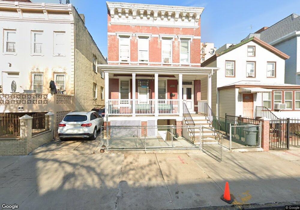 2789 Pond Place, Bronx, NY 10458 - photo 1