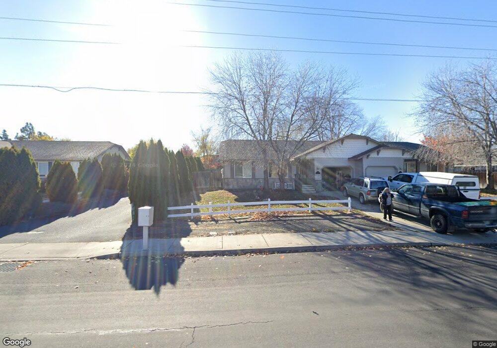 2826 SW Salmon Ave unit 2826 SW Salmon Ave, Redmond, OR 97756 - photo 1