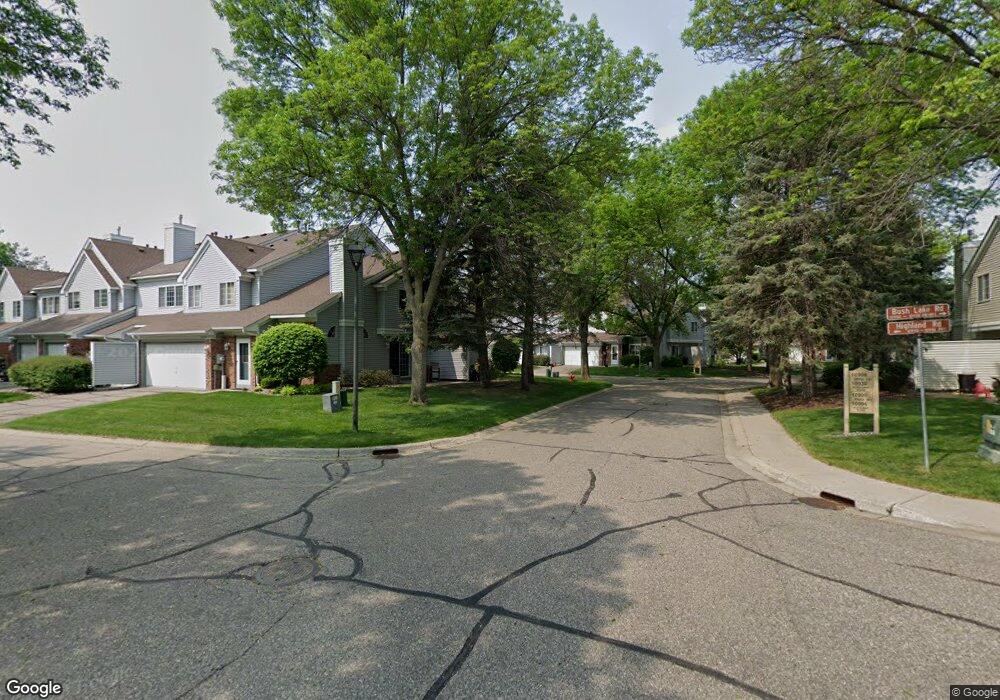 10972 10972 Highland Rd, Bloomington, MN 55438 - photo 1