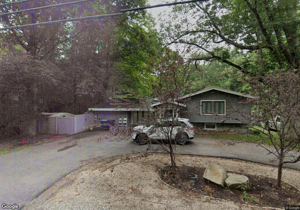 76 Winnicutt Rd, Stratham, NH 03885 - photo 1