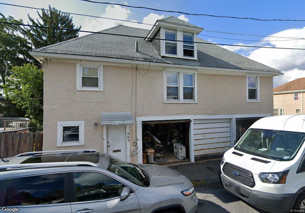 307 Battin St, Dunmore, PA 18512 - photo 1