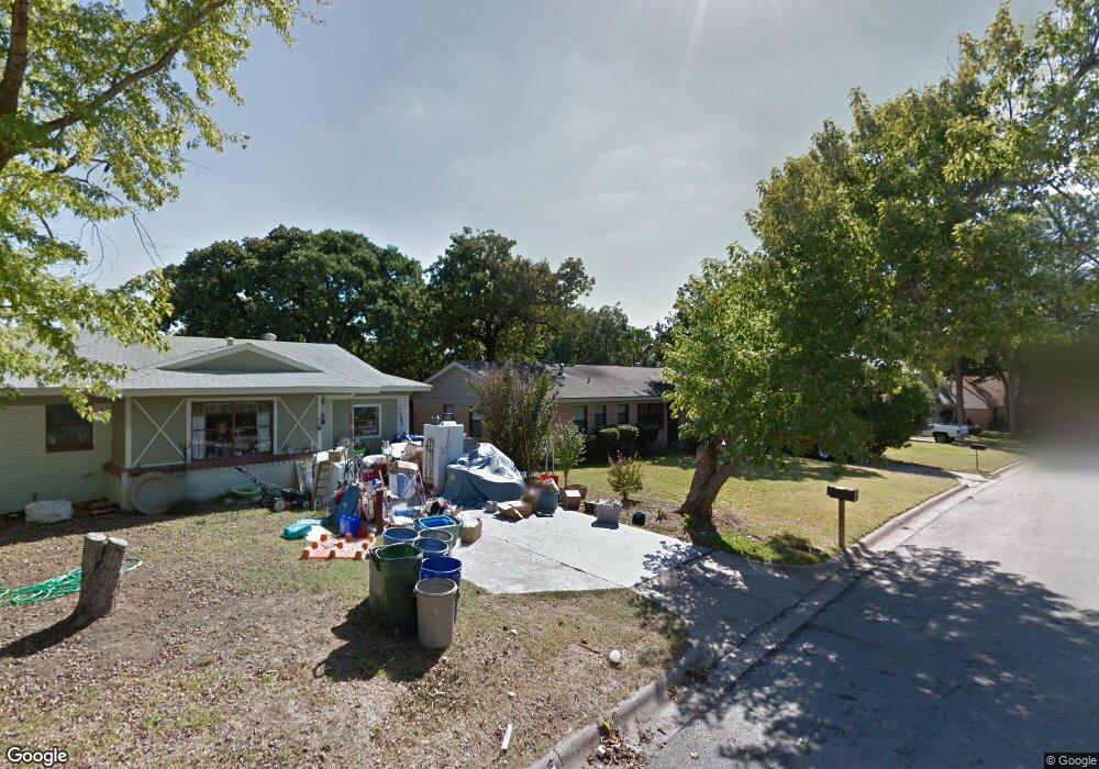 713 W Cedar St, Hurst, TX 76053 - photo 1