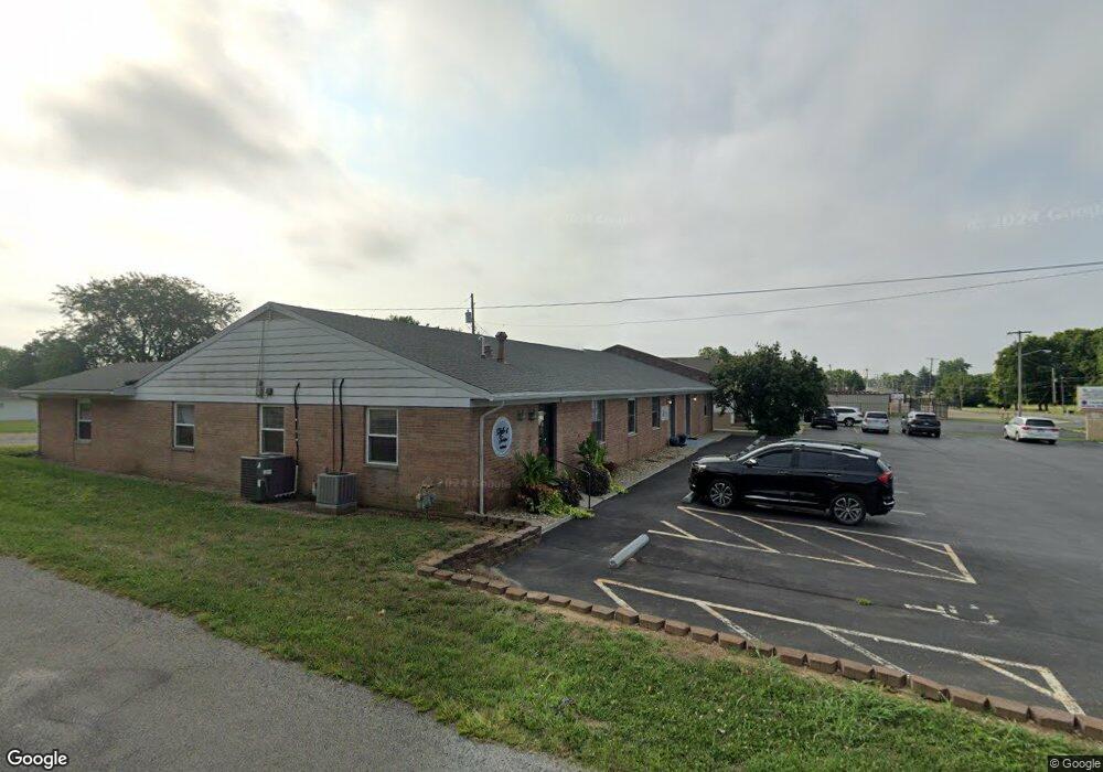 1440 N Court St, Circleville, OH 43113 - photo 1