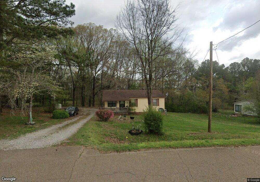 2640 Vale Rd, Mansfield, TN 38236 - photo 1