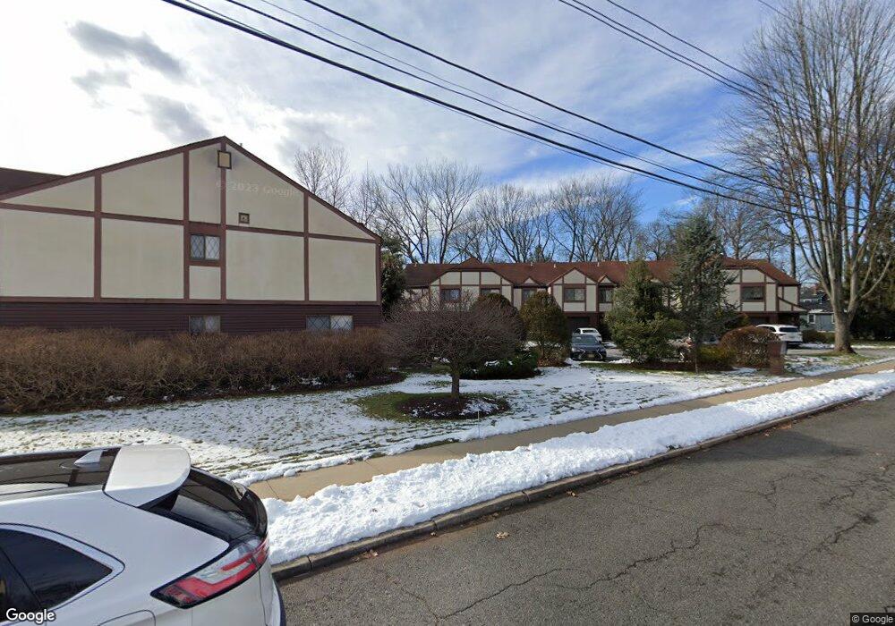 42 Palisades Ave unit 42, Cresskill, NJ 07626 - photo 1