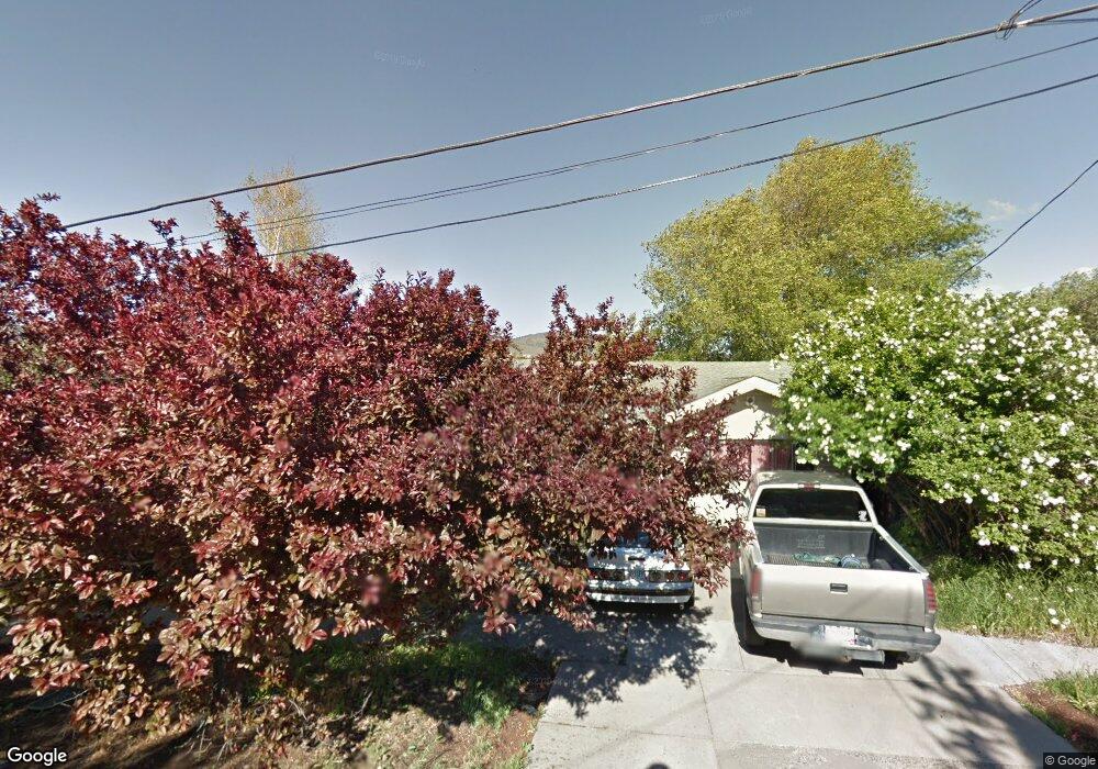 1431 Lookout Ave, Klamath Falls, OR 97601 - photo 1