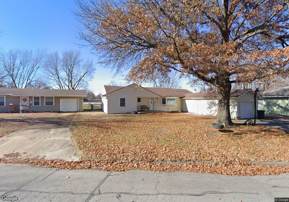 1015 S 29th St, Parsons, KS 67357 - photo 1
