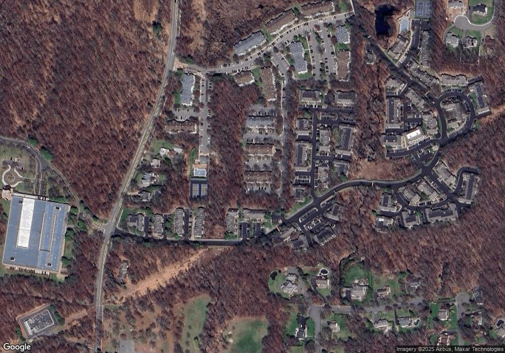 286 Larch Ln unit 1, Mahwah, NJ 07430 - photo 1