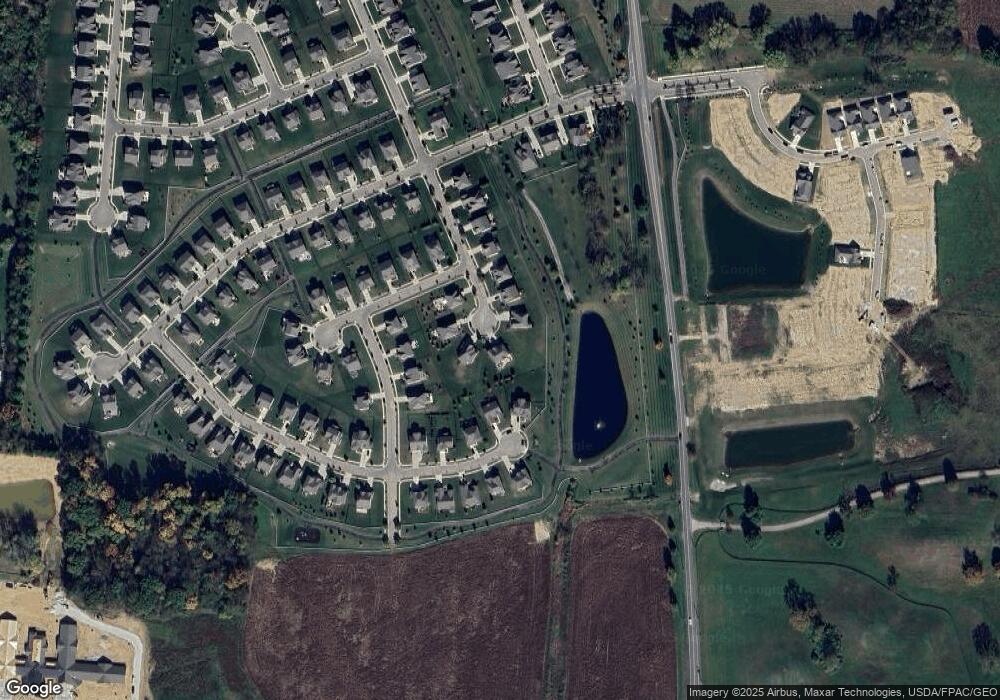 1040 Lancashire Dr, Xenia, OH 45385 - photo 1