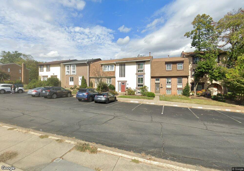 9500 Miranda Ct, Fairfax, VA 22031 - photo 1