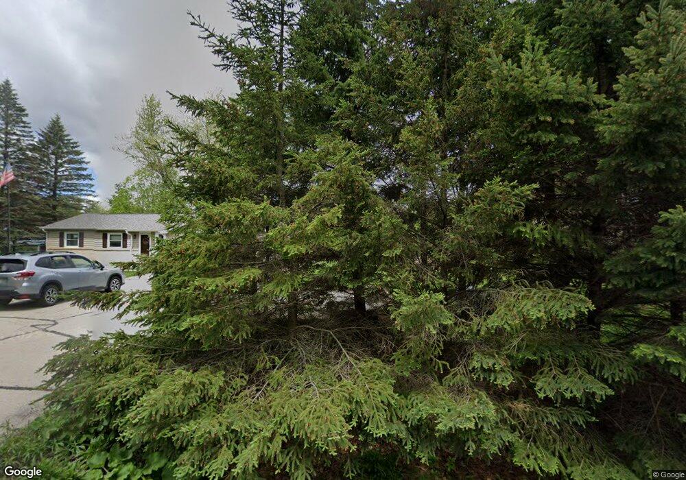 W8800 Valley View Rd unit W8800, Kewaskum, WI 53040 - photo 1