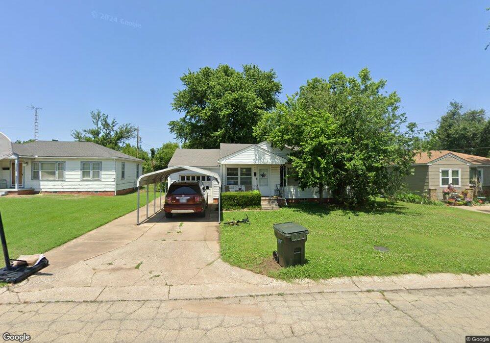 1210 E 6th St, Cushing, OK 74023 - photo 1