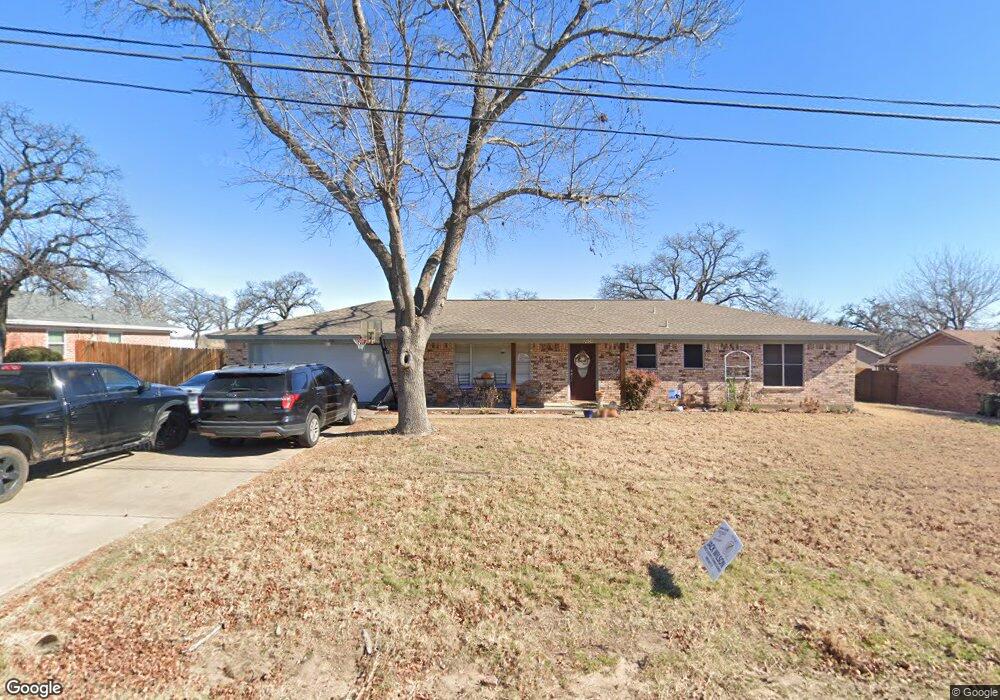 2609 Oaks Dr, Granbury, TX 76049 - photo 1