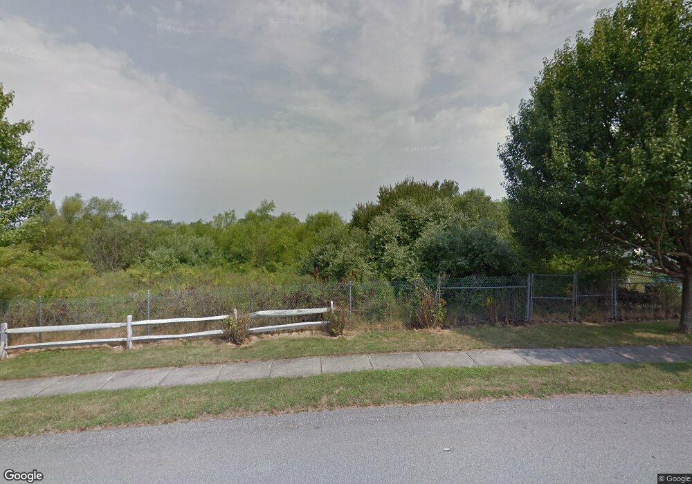 26 Goldenrod Dr, Middletown, RI 02842 - photo 1