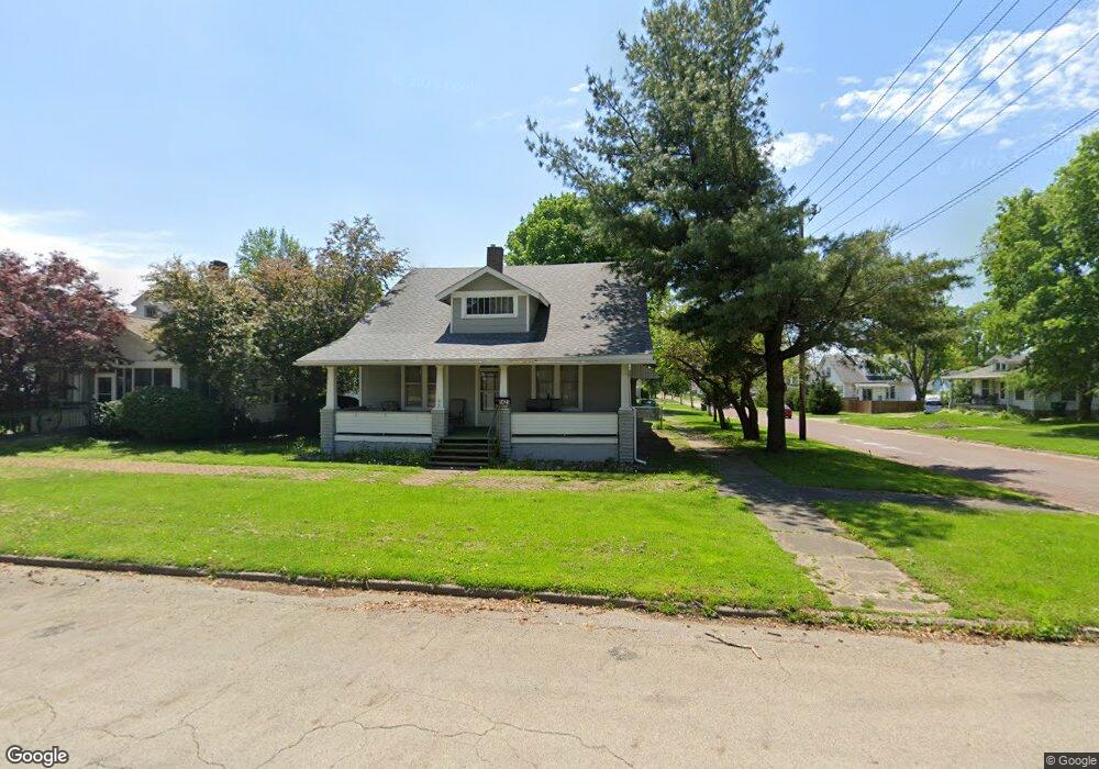 1421 Edgar Ave, Mattoon, IL 61938 - photo 1