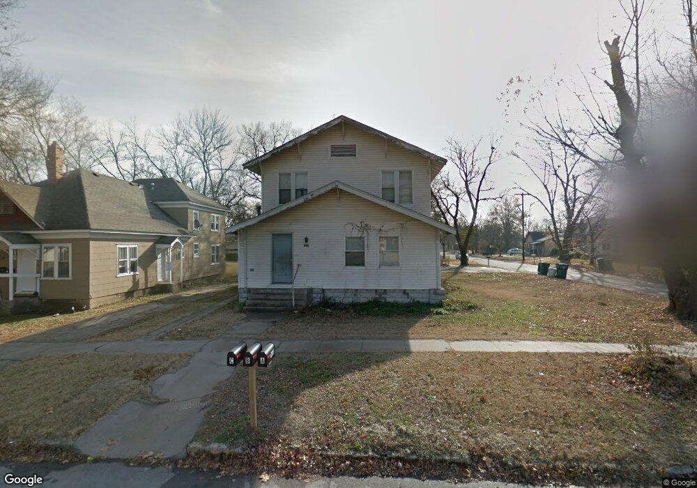 1430 Appleton St, Parsons, KS 67357 - photo 1