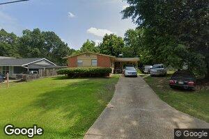 7 Myrtle Dr, Natchez, MS 39120