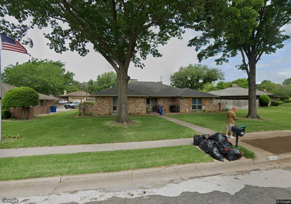 2305 Louise Ln, Ennis, TX 75119 - photo 1