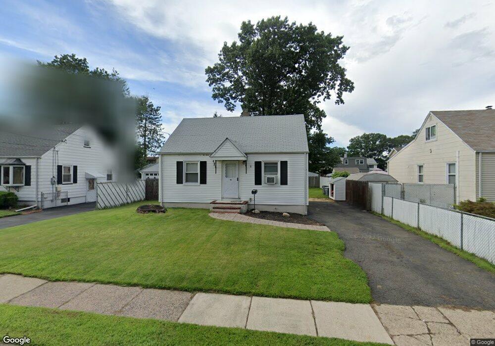 279 Floral Ln, Saddle Brook, NJ 07663 - photo 1