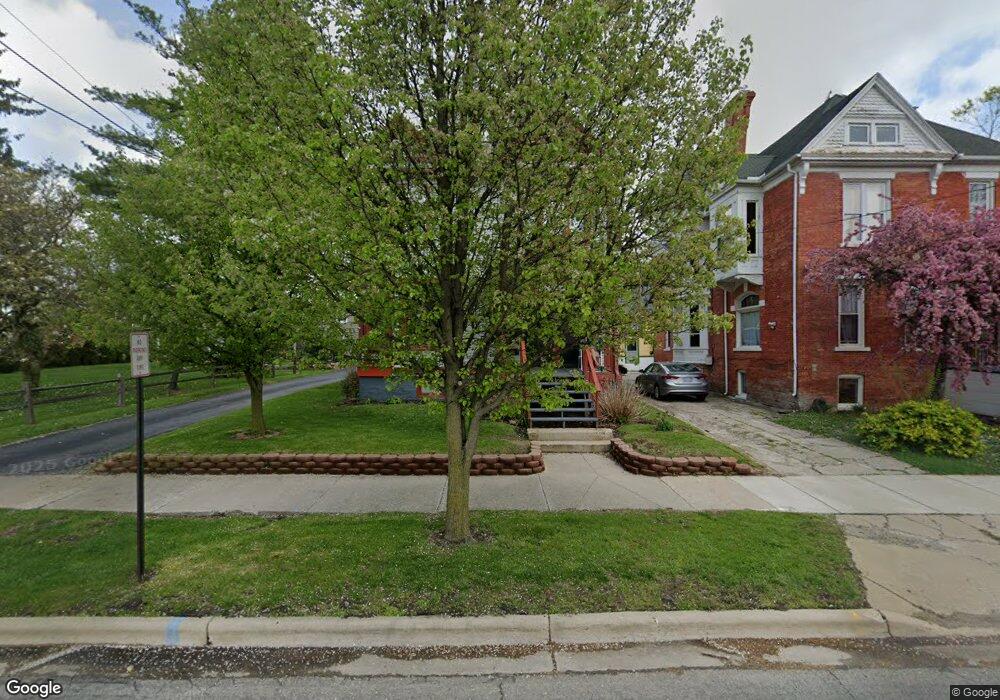 315 S Winter St unit Apartment  4, Adrian, MI 49221 - photo 1