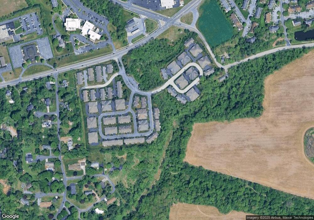 135 Leonard Ln, Harrisburg, PA 17111 - photo 1