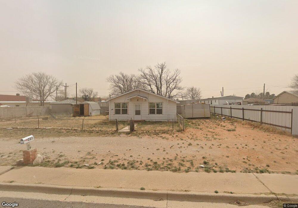 207 E Scharbauer St, Hobbs, NM 88240 - photo 1