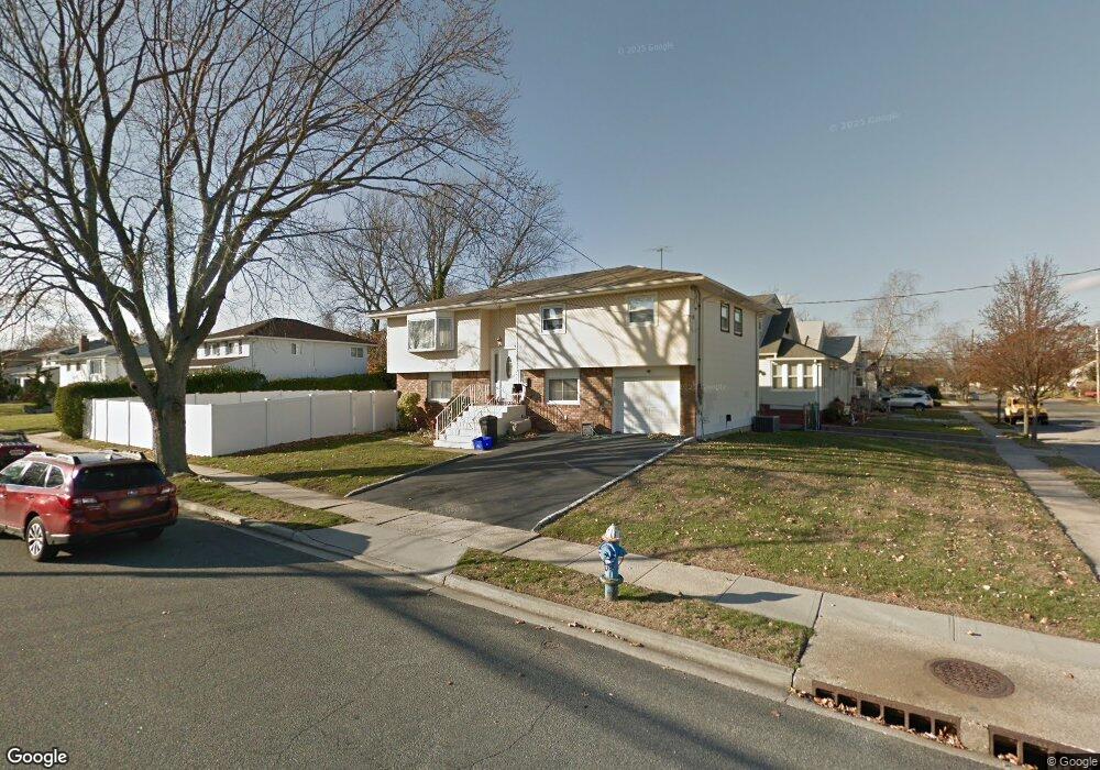 865 Hayes St, Baldwin, NY 11510 - photo 1