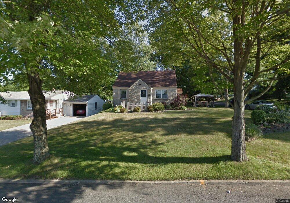 432 W Omar St, Struthers, OH 44471 - photo 1