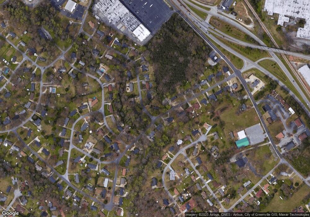 123 Carlton Dr, Mauldin, SC 29662 - photo 1