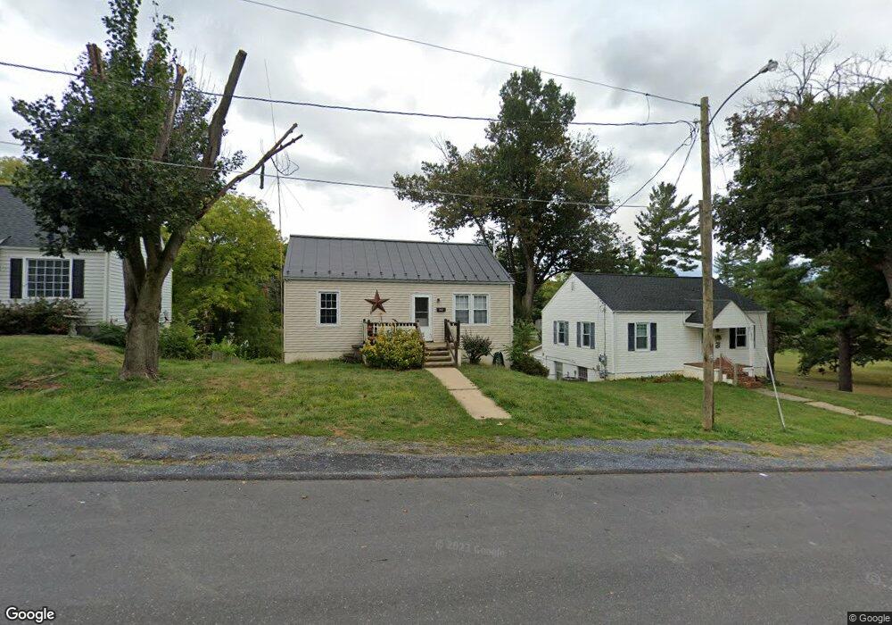 616 S Linden Ave, Waynesboro, VA 22980 - photo 1