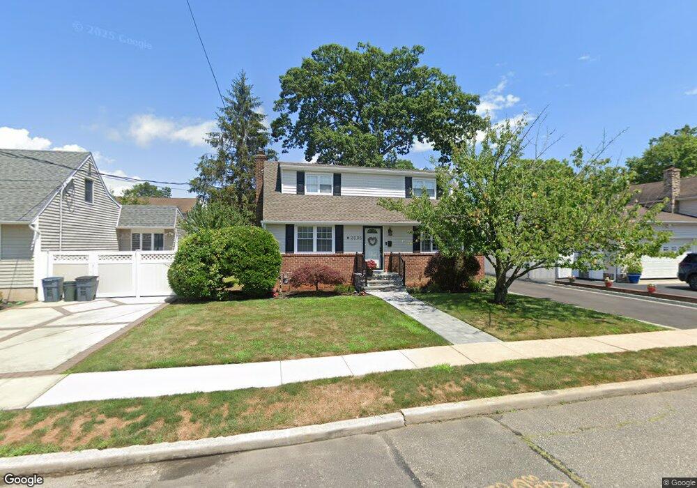 2005 Charles St, Bellmore, NY 11710 - photo 1