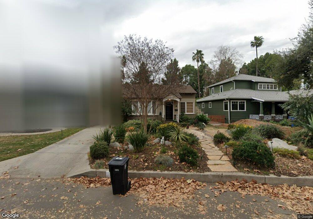 2003 W Parkside Ave, Burbank, CA 91506 - photo 1