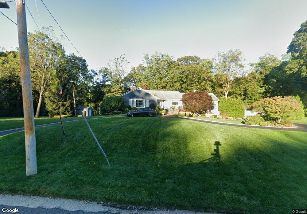 4 Glenby Ln, Glen Head, NY 11545 - photo 1